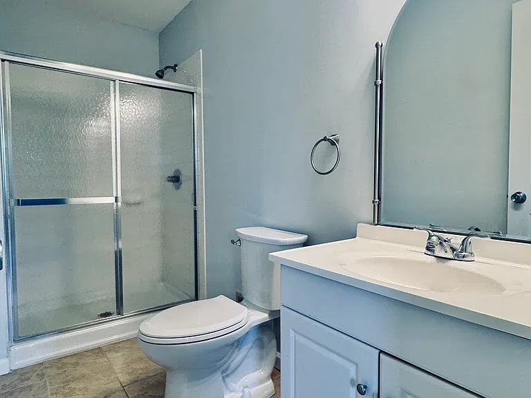 4037 Summer Hollow Ct — Photo 16
