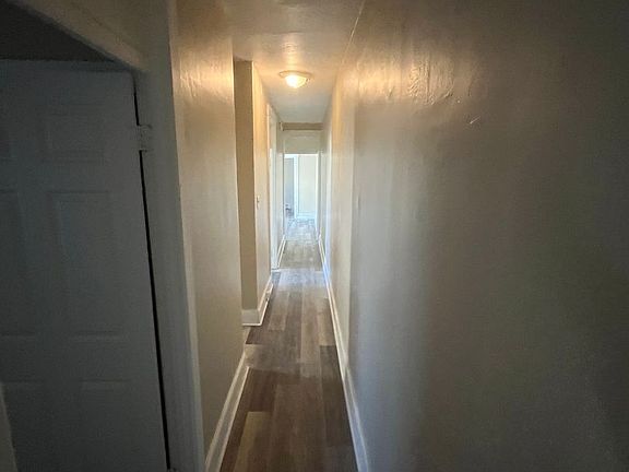 5th image of 400-402 Mitchell Ave #402-1FB