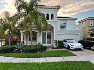 20790 SW 90th Pl, Cutler Bay, FL 33189