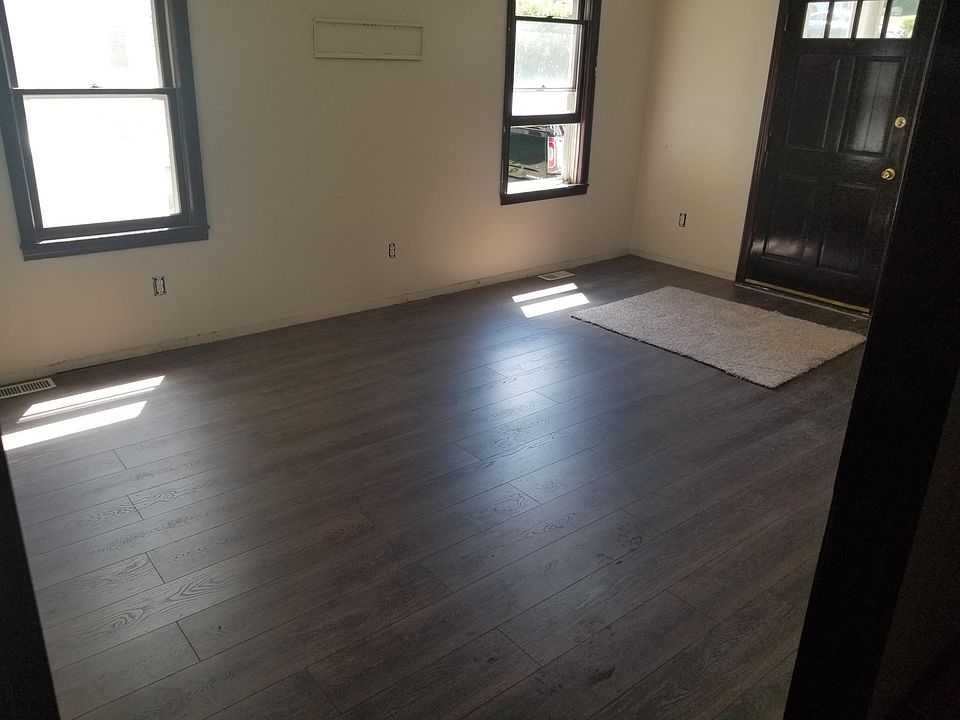 2nd image of 17 Bethel St #1