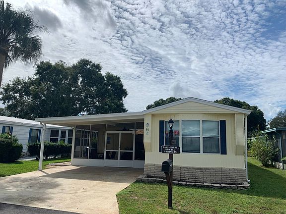 2nd image of 864 Sand Trap Cir