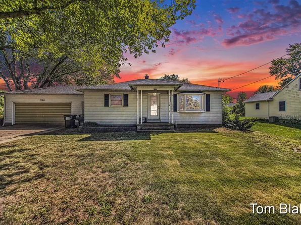 590 64th Ave, Zeeland, MI 49464
