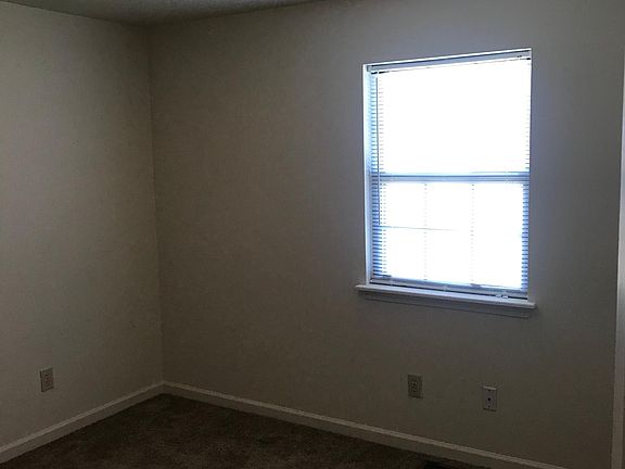 5th image of 545 Deaton Pl #545