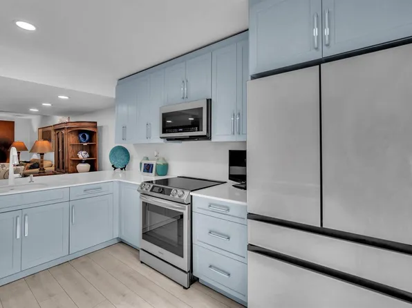 3073 N Palm Aire Dr #3073, Pompano Beach, FL 33069