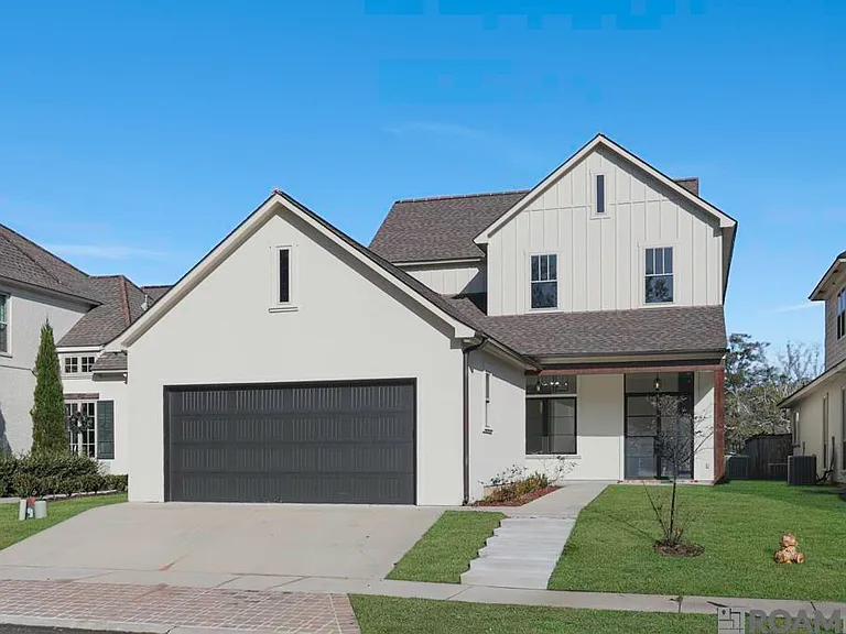 18171 Vista A Vista Ave — Photo 1