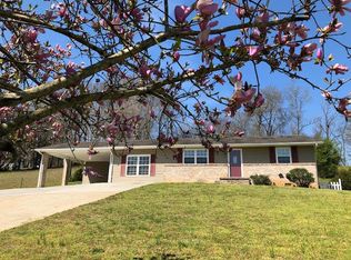 633 Sinking Springs Rd, Clinton, TN 37716