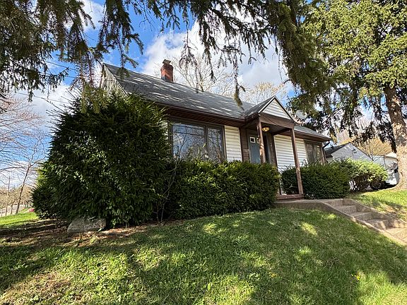 2nd image of 1337 Tioga Ave