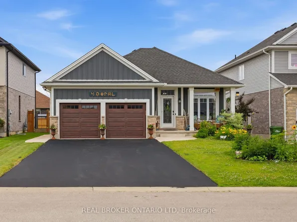 4 Doral Court St, Thomas, ON N5R 0G3