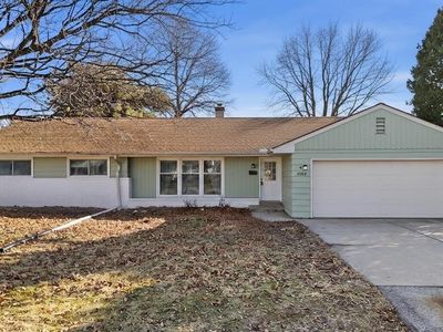 7216 North Mohawk AVENUE, Glendale, WI, 53217