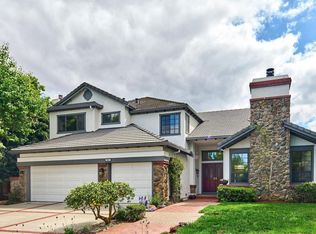 693 Woburn Ct, Mountain View, CA 94040