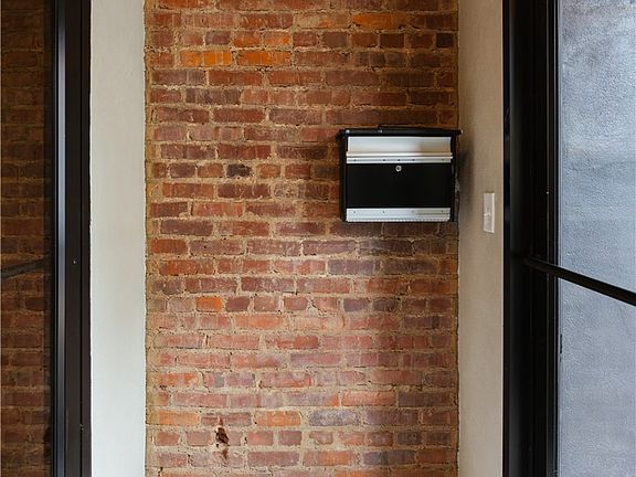 4th image of 244 E Washington #250