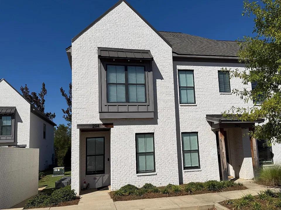 294 Stillwater Ln #294