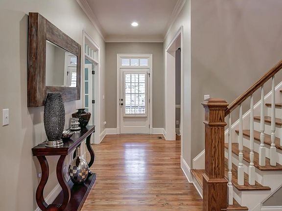 5th image of 1295 Edmund Park Dr NE