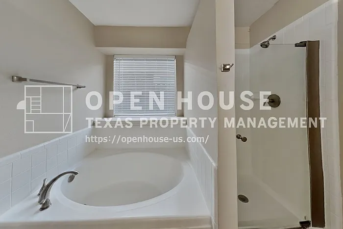 22819 Williamschase Dr — Photo 11