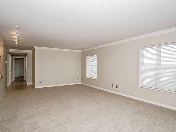 5th image of 3301 Biddle Ave APT 8D