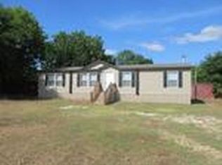 226 E Greenland St, Walnut Springs, TX 76690