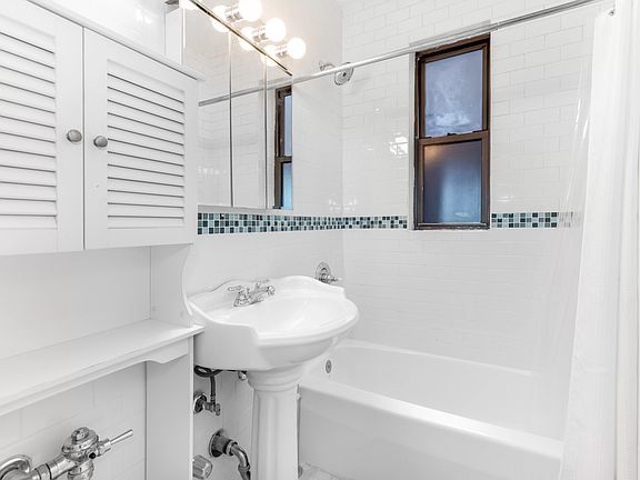 5th image of 43-42 45th St #3H