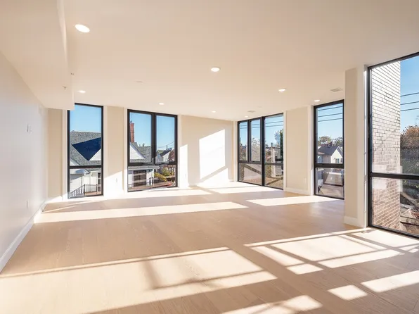 10 South Street image 22 of 39