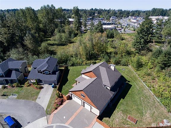 3rd image of 13328 SE 273rd St