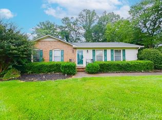 3413 Farrhill Rd, Charlotte, NC 28214