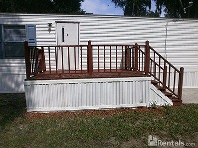 2nd image of 1013 Paradise Ln