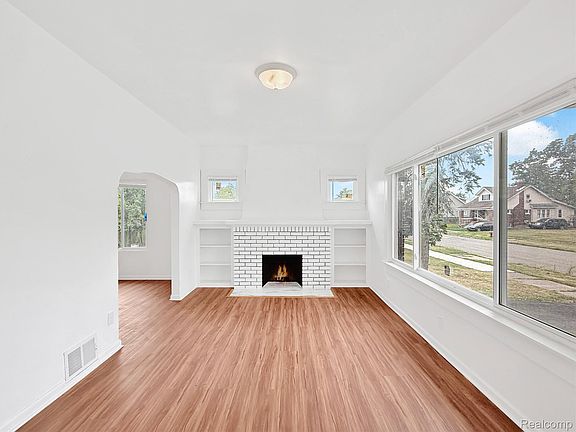 4th image of 3690 Nottingham Rd