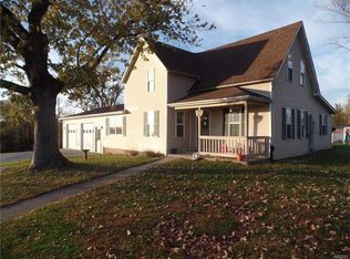 739 State Route 140, Pocahontas, IL 62275