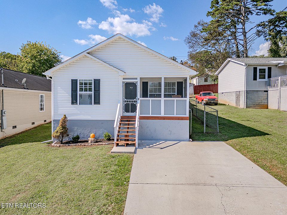 1st image of 5011 NW Tenwood Dr