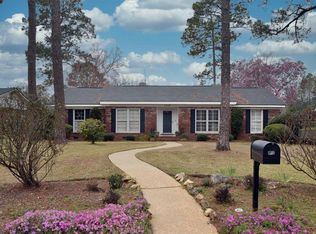 2209 Lullwater Rd, Albany, GA 31707