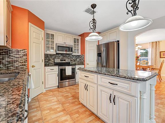 4th image of 3238 Wild Pepper Ct
