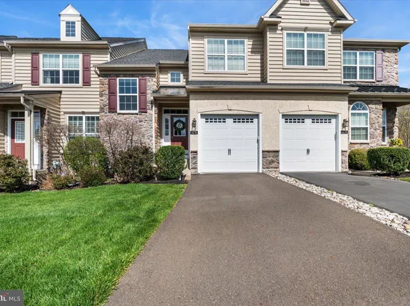 3276 Brookside Dr, Furlong, PA 18925