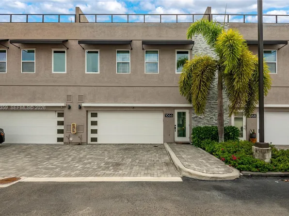1066 NE 35th St, Oakland Park, FL 33334