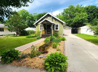 915 8th Ave SE, Rochester, MN 55904