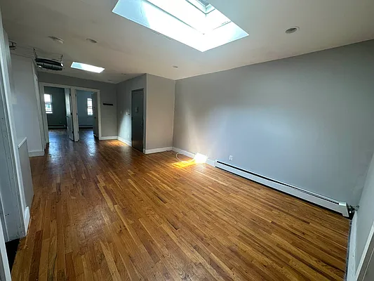 Rented by Premier Metro Realty Corp | media 12