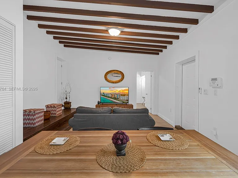 1044 SW 13th Ct — Photo 10