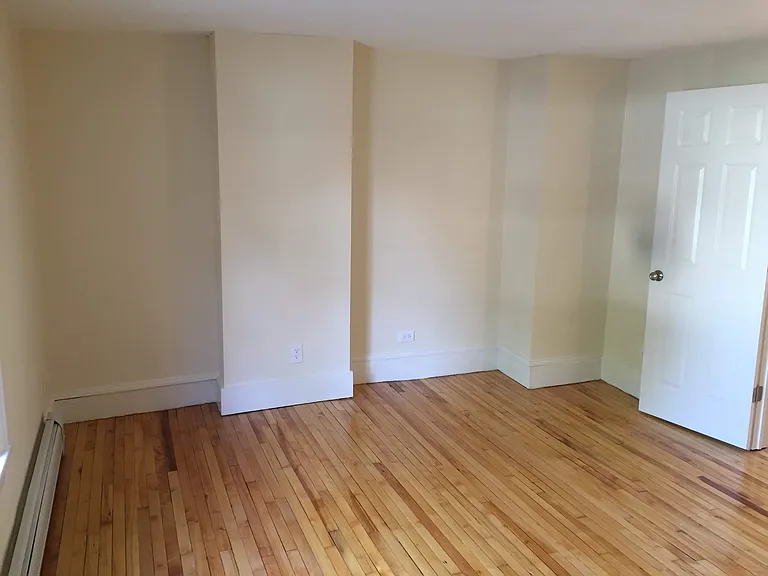 Rear bedroom