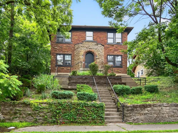 220 Atkinson St APT 2, Cincinnati, OH 45219