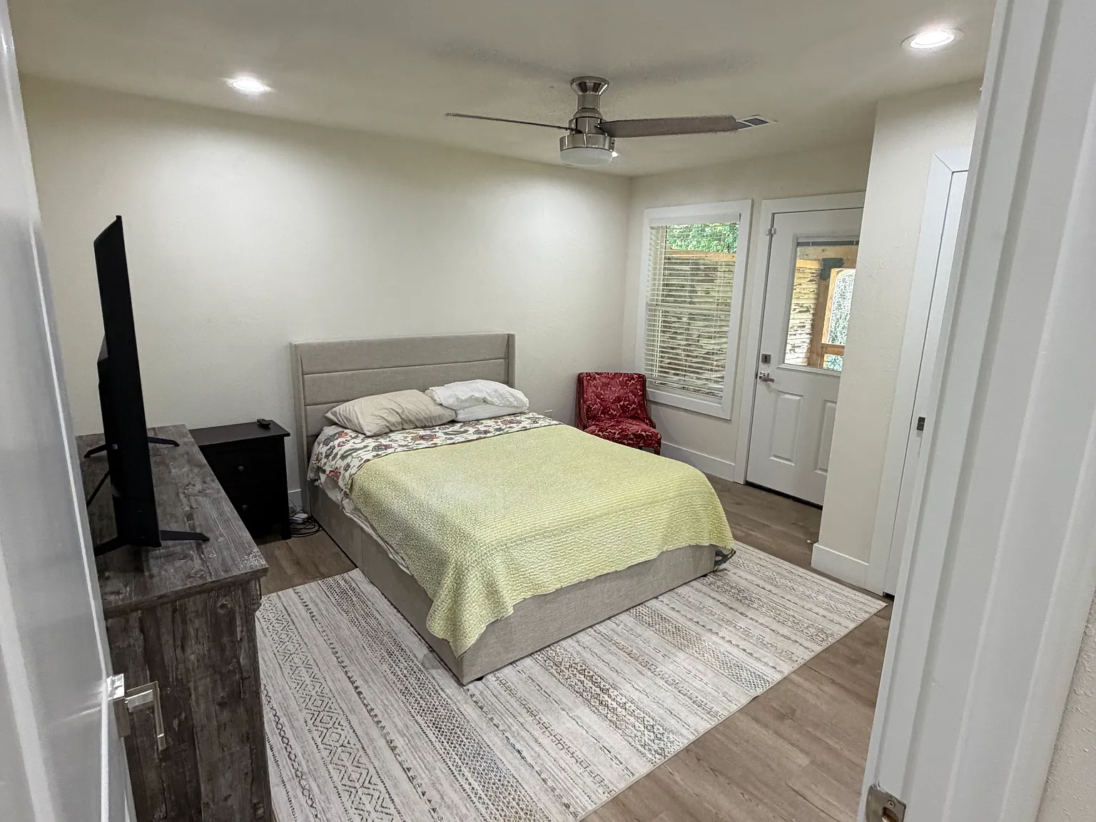 114 Ricky Rd — Photo 4