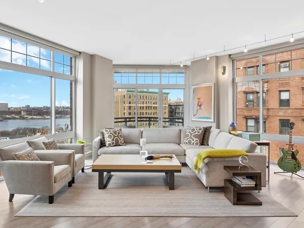 272 West 107th Street image 1 of 23