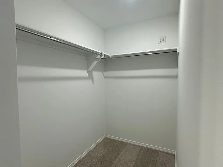 2022 Chandler Meadows Dr — Photo 43