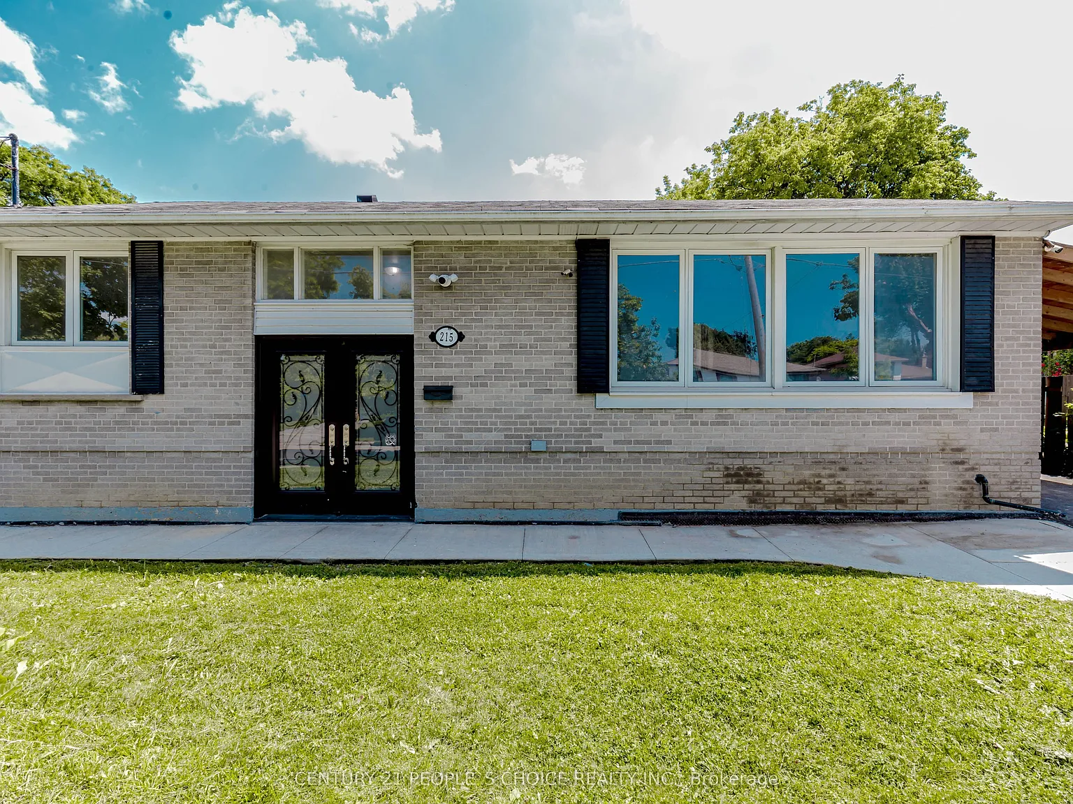2 bed, $2,250 — Photo 4