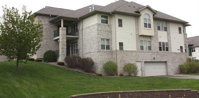1st image of 450 N Silverbrook Dr Unit 103