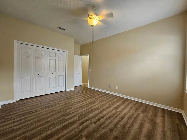 1107 Oxbridge Dr — Photo 60