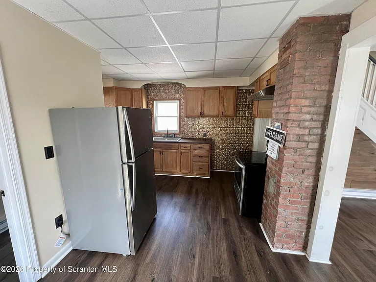 232 1/2 Butler St — Photo 5