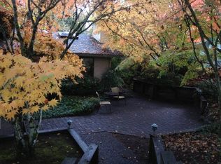 305 Dellwood Dr, Eugene, OR