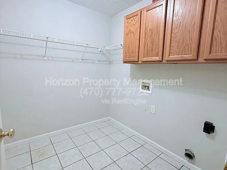 4003 Hidden Hollow Dr — Photo 15