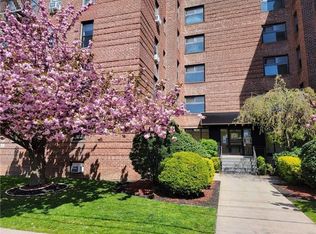 2209 Knapp St APT 5A, Brooklyn, NY 11229