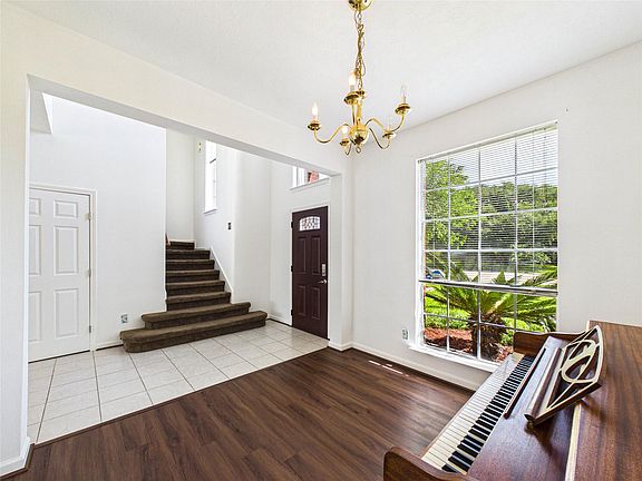 4th image of 3006 Bay Breeze Dr