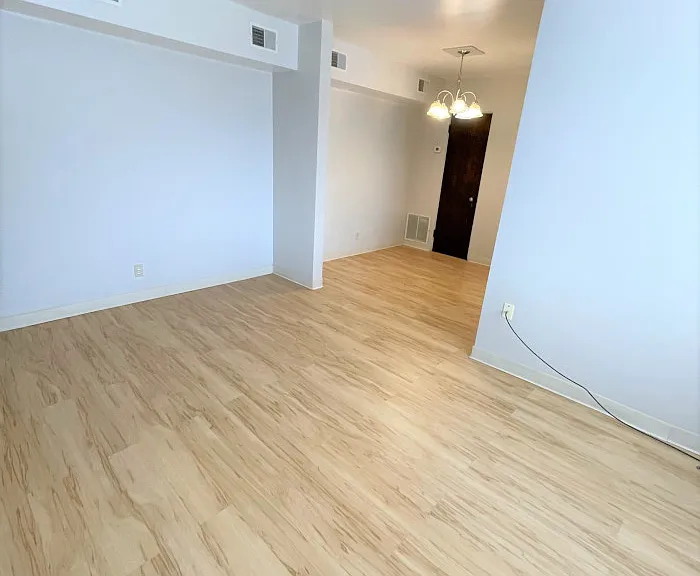 5712 Phillips Ave #B8 — Photo 42
