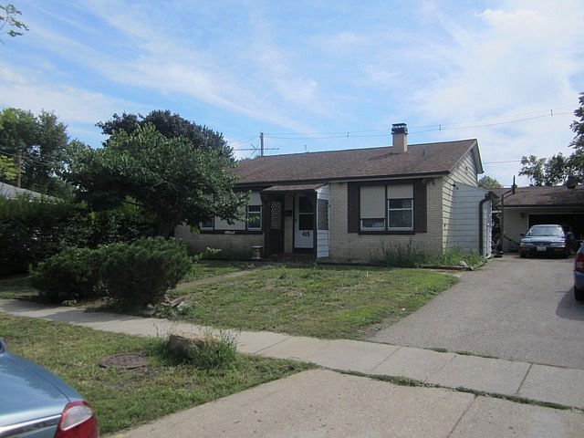 1st image of 415 Woodlawn Dr